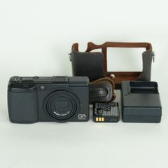 美品】RIKOH GR DIGITAL III ショット数僅か1458回 - メルカリ