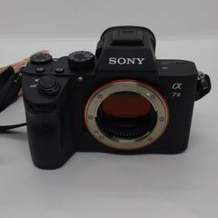 Sony α7 III 撮影枚数: 5,729枚！デジタル一眼レフ 本体 - メルカリ