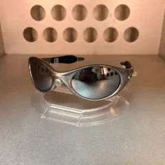 2026年最新】OAKLEY トレンチコートの人気アイテム - メルカリ