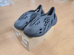 新品】adidas YZY FOAM RNR CARBON 27.5 - メルカリ