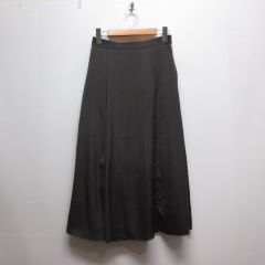 ローヘン LOHEN バックフォルムリバーZIPブルゾン ノーカラー