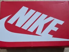 (新品) 未着用 NIKE w v5 rnrのサムネイル