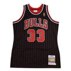 シカゴ・ブルズ、スコッティ・ピッペンの1995-96シーズン復刻版 - メルカリ