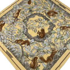 美品 エルメス スカーフ カレ 90 クルミ割 リス シルク100% - メルカリ