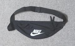 NIKE スリングバッグ ボディバッグ レッド ブラック 値段交渉OK 