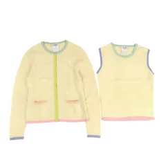 シャネル ロゴボタン カシミヤ ニット アンサンブル P10155WO2396 レディース イエロー CHANEL【中古】 【アパレル・小物】のサムネイル