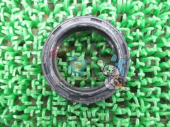 SRX400 フロントフォークオイルシール ヤマハ 純正 新品 4ES-23145-00-00 SRX600 Jrのサムネイル