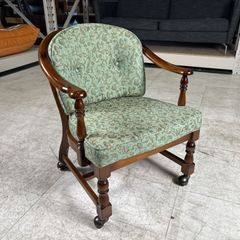 8.5万円 三越家具 カントリーハウス アームチェア HD-2119 GR 美品 8.5万円 三越家具 カントリーハウス アームチェア HD-2119 GR 美品