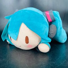 初音ミク メガジャンボ寝そべりぬいぐるみ - メルカリ