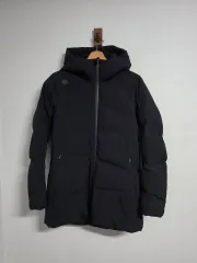 DESCENTE レディース ブラック ダウン フード ダウン アウターのサムネイル