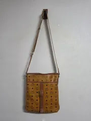 MCM ヴィセトス クロスバックのサムネイル