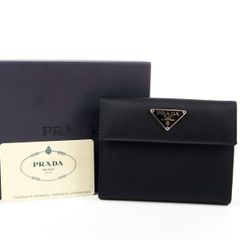 ✨極上美品✨ プラダ 二つ折り 三角プレート サフィアーノレザー W