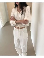 shop faerie blossom cotton half blouse 白 - メルカリ