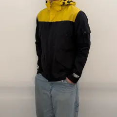 THE NORTH FACE ザノースフェイス バイカラー ウィンドブレーカーのサムネイル