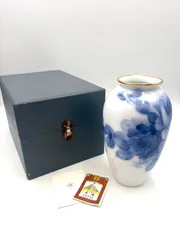 大倉陶園　OKURA ブルーローズ　22cm 花瓶　箱付きのサムネイル
