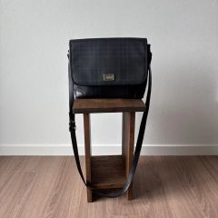 希少・未使用品】バーバリーノバチェック レザー ワンショルダーバッグ 