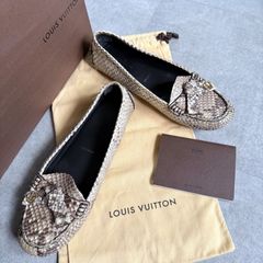 ルブタン ミュール フラットシューズ ローファー サンダル 革靴
