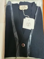 エルメスHermes カーディガン ブラックのサムネイル