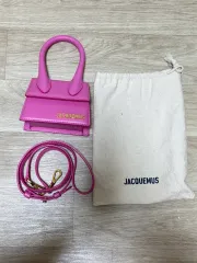 JACQUEMUS ル チキート ピンクのサムネイル