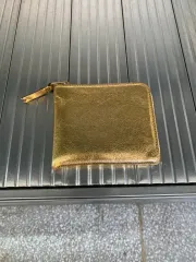 COMME des GARCONS コム・デ・ギャルソン メタリック GOLD 財布のサムネイル