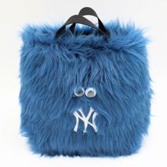 MLB×INFIELDER LA Dodgers Fur bag - メルカリ