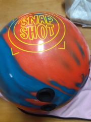 ボウリング ボール スナップショットハイブリッド 15P 美品 プラグ無し