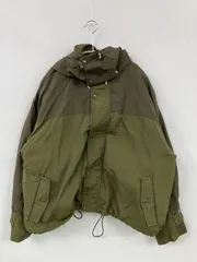 BeAMS. マウンテンパーカー カーキ ナイロン 無地 ミドル丈 フードあり メンズのサムネイル