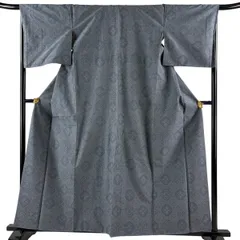 紬 身丈160cm 裄丈68cm L 袷 やまと 証紙 蜀江文 華文 青灰色 正絹 秀品 【中古】のサムネイル
