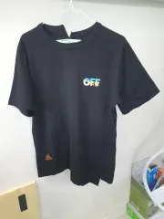 オフホワイト 半袖 Tシャツのサムネイル