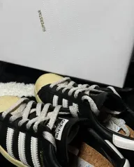 アディダス SUPERSTAR 235