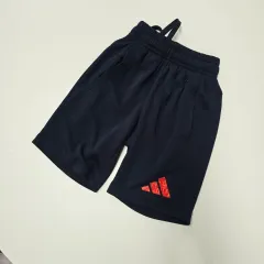 100 アディダス キッズ ハーフパンツ