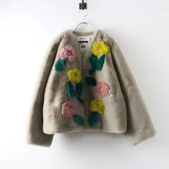 美品 定価74800円 ミュベール MUVEIL フラワーファー刺繍ジャケット 40 グレー┃ブルゾン アウター 上着【2400014993639】のサムネイル