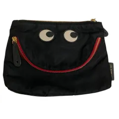良品 Anya Hindmarch アニヤハインドマーチ ハッピーアイズ ナイロンポーチ ブラック レディース 古着 中古 USEDのサムネイル