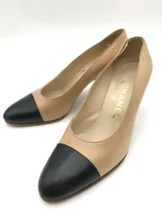 CHANEL　シャネル　ヒール　パンプス　レザー　バイカラー　ベージュ×ブラック系　2232のサムネイル