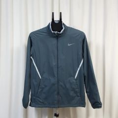 新品！ナイロンジャケット ナイキ パッカブル テニス ウィンド