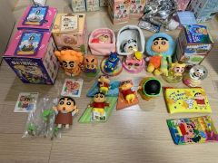 メルカリのみ出品】クレヨンしんちゃん カプセルトイなど グッズ90点