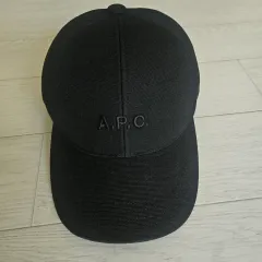 A P C ベースボールキャップ ブラックのサムネイル