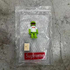 Supreme  × MEDICOM TOY Kermit the Frog Kubrick カーミット キューブリック フィギュア シュプリーム  × メディコムトイ グリーン （9543M）のサムネイル