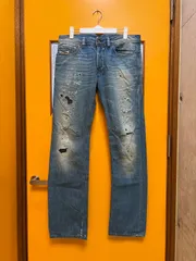 Y【Y10-52】◇ DIESEL　W29: L30サイズ　ダメージ加工 デニムパンツ　青色
