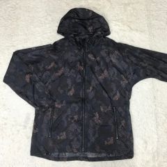 Emporio Armani ウィンドブレーカー 黒/白ドット - メルカリ