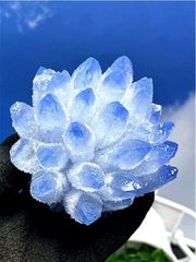 青い水晶のクラスター 天然石 鉱物 パワーストーン クリスタル レア