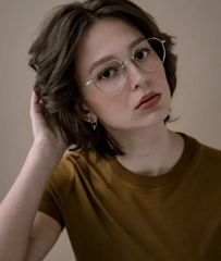 滝沢眞規子さん使用RayBan AVIATOR OPTICS ゴールド58 - メルカリ