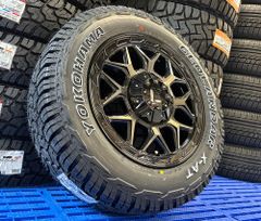 ハイエース⭐️車検対応⭐️ヨコハマ⭐️X-AT⭐️215/65R16⭐️マット