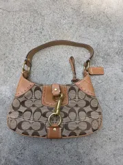 COACH シグネチャー キャンバス ショルダーバッグ ブラウン ミニのサムネイル