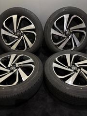 送料無料）トヨタ純正 215/45R18ホイールセット - メルカリ