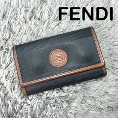FENDI フェンディ キーケース 6連 レザーのサムネイル