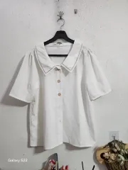白カラー刺繍半袖シャツのサムネイル