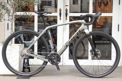 TREK Checkpoint SL5 52サイズ GRX Di2 - メルカリ