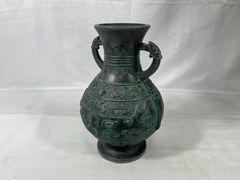 D-壁 青銅器風 花瓶 壺 龍耳 饕餮紋（とうてつもん）飾り壺 アンティーク D-壁 青銅器風 花瓶 壺 龍耳 饕餮紋（とうてつもん）飾り壺