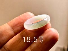 L18-39 氷糯種 薄白緑 18.5号 ミャンマー産A貨本翡翠くりぬき リング